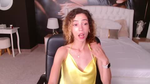 Jackie online show from 06/06/26, 04:28