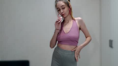 jackie__morgan online show from 12/26/24, 01:21