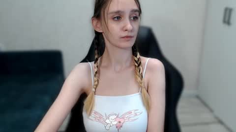 jackie__morgan online show from 12/27/24, 10:34