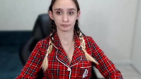 jackie__morgan online show from 12/29/24, 12:01