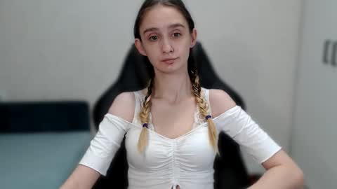 jackie__morgan online show from 01/31/25, 12:06