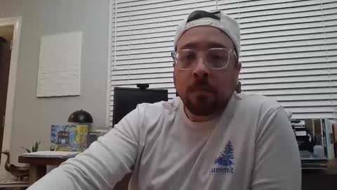 Snapshot of jacklandon78 chatting on 04/05/26, 02:31 Jack Landon online show from 04/05/26, 02:31