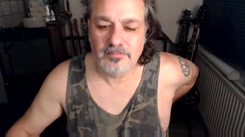 Jack independent model  online show from 03/04/26, 08:04