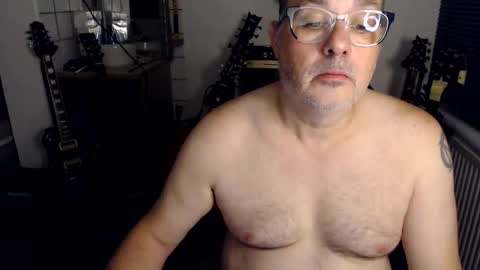 Jack independent model  online show from 06/01/26, 09:05