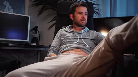 Snapshot of jackoffdude85 chatting on 10/25/25, 03:07 Colten Carter online show from 10/25/25, 03:07