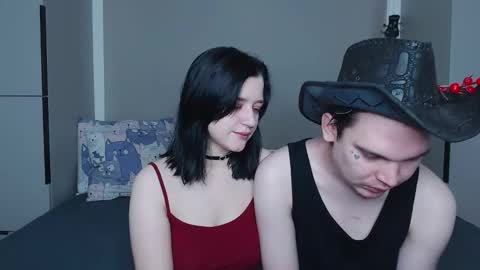 JackOffJillss online show from 10/04/25, 06:17