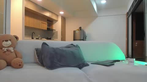 Snapshot of jackson_wayne__ chatting on 11/14/25, 11:24 Jackson Wayne online show from 11/14/25, 11:24