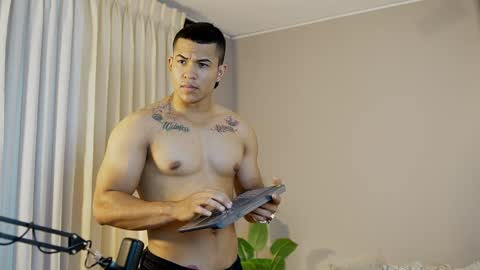 Snapshot of jacksonbell9 chatting on 02/03/25, 12:36 Jackson Bell online show from 02/03/25, 12:36