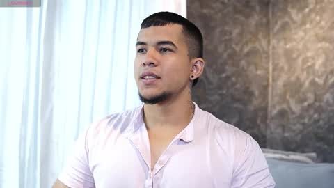 Snapshot of jacksonbell9 chatting on 10/24/25, 02:13 Jackson Bell online show from 10/24/25, 02:13