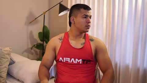 Snapshot of jacksonbell9 chatting on 11/12/25, 01:11 Jackson Bell online show from 11/12/25, 01:11