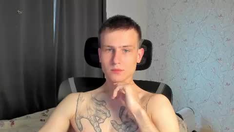 Nikolay online show from 06/15/26, 03:09