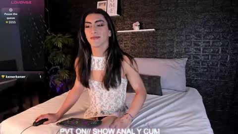jacky_wolf1 online show from 01/18/26, 04:11