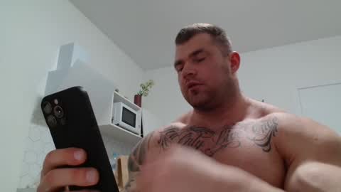 Snapshot of jackyhuge chatting on 10/24/25, 09:33 Jacky online show from 10/24/25, 09:33