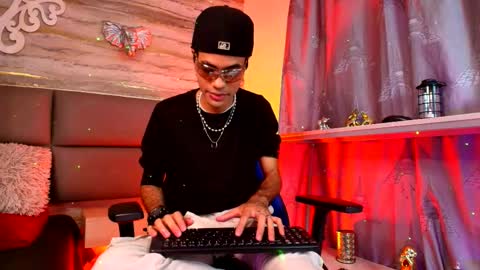 jacob_blackwell online show from 10/06/25, 08:28