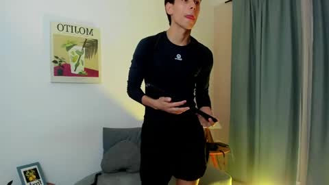 jacob_colliins online show from 06/06/26, 04:06