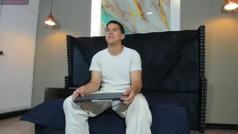 Snapshot of jacob_schneider chatting on 05/05/26, 02:14 jacob_schneider online show from 05/05/26, 02:14