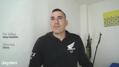 Jacob And Jayden online show from 12/26/24, 09:47