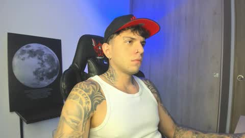 jacobb116 online show from 11/04/25, 01:05