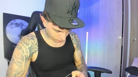 jacobb116 online show from 11/14/25, 01:26