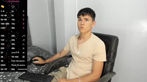 Snapshot of jacobb_lee chatting on 01/07/25, 07:59 Jacob Lee online show from 01/07/25, 07:59