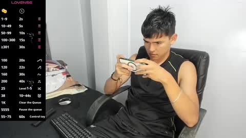 Snapshot of jacobb_lee chatting on 02/20/25, 09:20 Jacob Lee online show from 02/20/25, 09:20