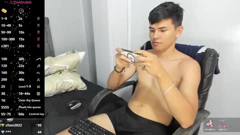 Snapshot of jacobb_lee chatting on 02/22/25, 12:38 Jacob Lee online show from 02/22/25, 12:38