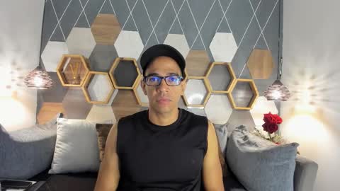 Snapshot of jacobdraven chatting on 09/29/25, 03:44 jacobdraven online show from 09/29/25, 03:44