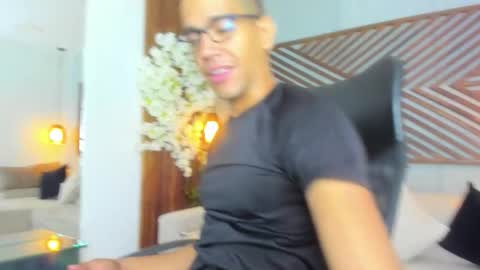 Snapshot of jacobdraven chatting on 10/01/25, 03:45 jacobdraven online show from 10/01/25, 03:45