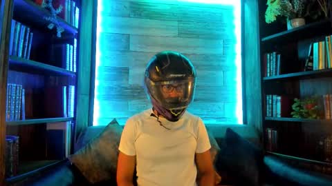 Snapshot of jacobdraven chatting on 10/26/25, 03:56 jacobdraven online show from 10/26/25, 03:56