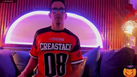 Snapshot of jacobdraven chatting on 10/28/25, 02:59 jacobdraven online show from 10/28/25, 02:59