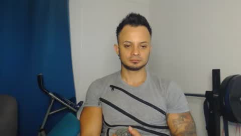 Snapshot of jacobjamess chatting on 10/24/25, 11:23 jacobjamess online show from 10/24/25, 11:23