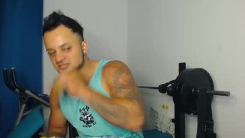 Snapshot of jacobjamess chatting on 11/11/25, 01:27 jacobjamess online show from 11/11/25, 01:27