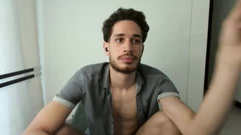 JACOB  ROBIN online show from 09/26/25, 04:00