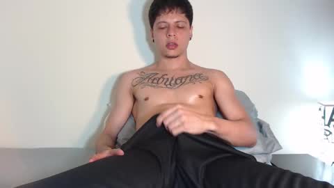 Snapshot of jacobsexxx chatting on 10/30/25, 01:29 Jacob   online show from 10/30/25, 01:29