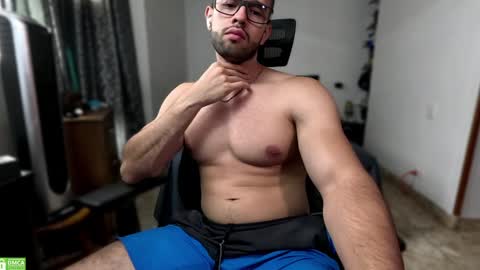 Snapshot of jacobt77 chatting on 12/23/24, 07:09 Jacob online show from 12/23/24, 07:09