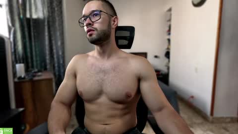 Snapshot of jacobt77 chatting on 01/09/25, 02:07 Jacob online show from 01/09/25, 02:07