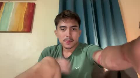Snapshot of jacobthebezt chatting on 08/04/26, 11:35 Jacob online show from 08/04/26, 11:35