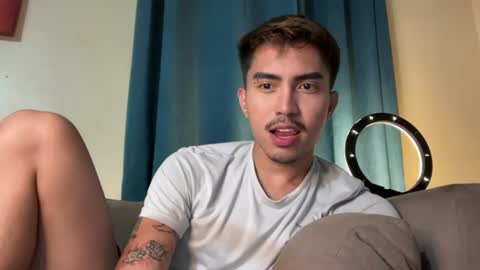Snapshot of jacobthebezt chatting on 08/06/26, 11:23 Jacob online show from 08/06/26, 11:23