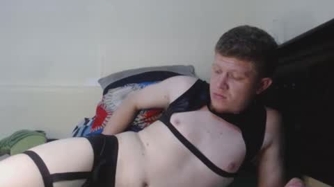 jacobvidal_69 online show from 01/05/25, 12:09