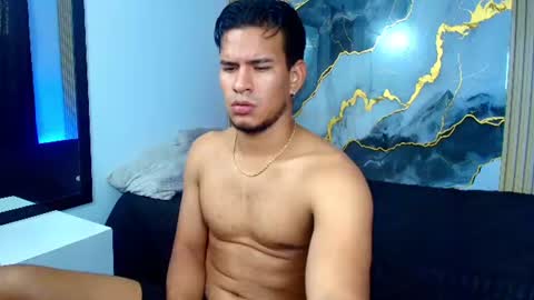 Snapshot of jacobwolf__ chatting on 06/10/26, 08:08 Jacob Wolf online show from 06/10/26, 08:08