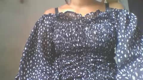 Snapshot of jacqueline_fernandez chatting on 09/13/25, 05:29 jacqueline_fernandez online show from 09/13/25, 05:29