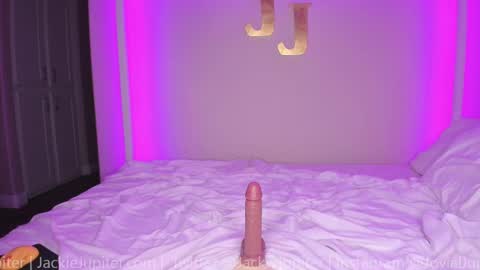 Jackie Jupiter online show from 03/05/25, 09:15