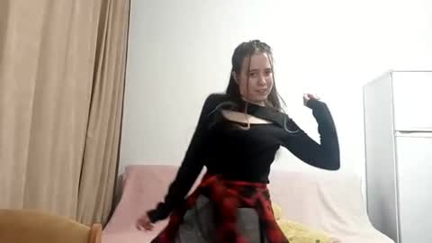 jacquelynsundin online show from 10/07/25, 08:39