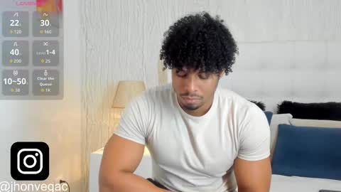 Snapshot of jacub_micke chatting on 10/18/25, 12:13 Jacub online show from 10/18/25, 12:13