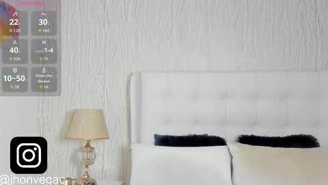 Snapshot of jacub_micke chatting on 10/22/25, 01:39 Jacub online show from 10/22/25, 01:39