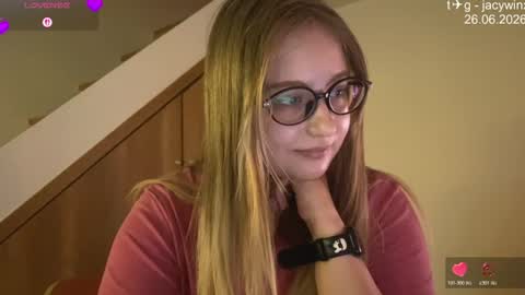 jacywinslat online show from 06/26/26, 10:52