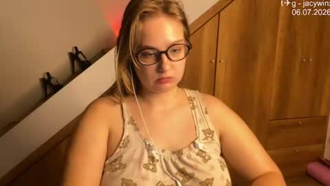jacywinslat online show from 07/06/26, 07:16