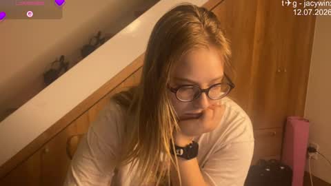 jacywinslat online show from 07/13/26, 02:20