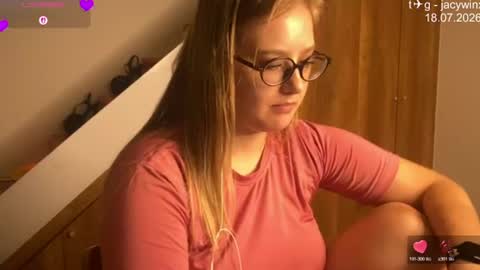 jacywinslat online show from 07/18/26, 06:56