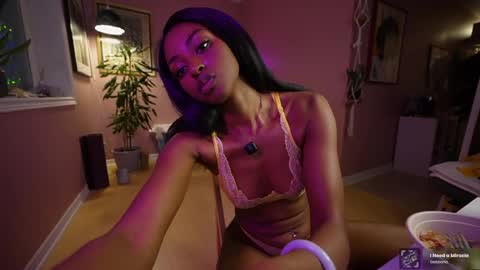 Jada online show from 05/18/26, 04:07